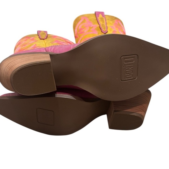 Dingo Boots New Without Box Sample/Flawed - Picture 5 of 9